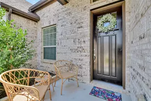 1709 Hamlet Dr, Fort Worth, TX 76052 - Photo 2