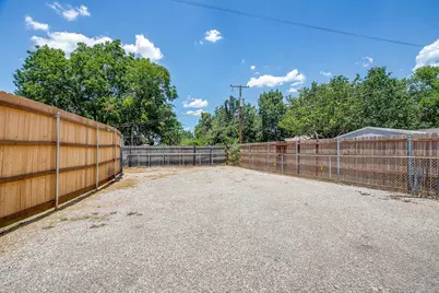 400 Glenn Drive, Hurst, TX 76053 - Photo 36