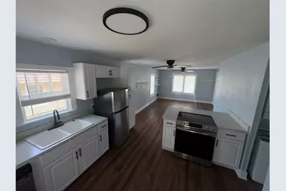 722 Lakey Street, Denton, TX 76205 - Photo 2