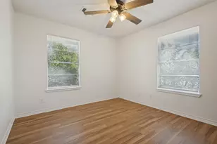 610 S Rike St, Farmersville, TX 75442 - Photo 8
