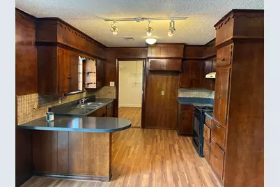 610 S Rike Street, Farmersville, TX 75442 - Photo 6