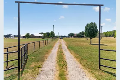 8023 Fm 429, Kaufman, TX 75142 - Photo 2