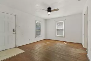 1121 Dent St, Garland, TX 75040 - Photo 4