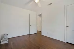 1121 Dent St, Garland, TX 75040 - Photo 20