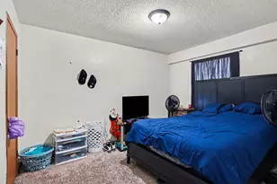 104 N Heights Dr, Crowley, TX 76036 - Photo 20