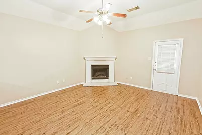 4009 Hidden Meadow Court, Princeton, TX 75407 - Photo 2
