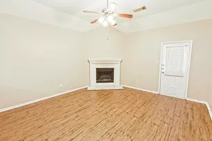 4009 Hidden Meadow Ct, Princeton, TX 75407 - Photo 2