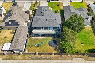 1316 Cy Blackburn Cir, Dallas, TX 75217 - Photo 20