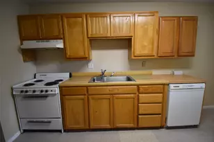 606 N Main St, Collinsville, TX 76233 - Photo 4