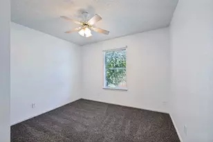 9008 Topperwind Ct, Fort Worth, TX 76134 - Photo 18