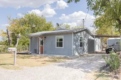 1206 9th Street, Mineral Wells, TX 76067 - Photo 1