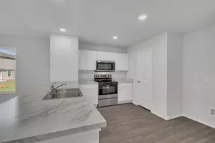 332 Azalea Trail, Granbury, TX 76048 - Photo 6