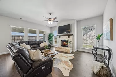 1005 Longbow Lane, Crowley, TX 76036 - Photo 8