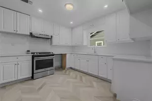 219 W Taylor St, Sherman, TX 75092 - Photo 6