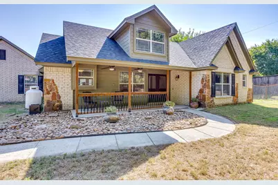 220 Royal Court, Weatherford, TX 76085 - Photo 1