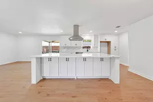 205 N 1st St, Mabank, TX 75147 - Photo 16