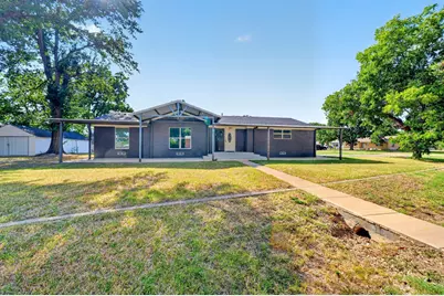 205 N 1st Street, Mabank, TX 75147 - Photo 1