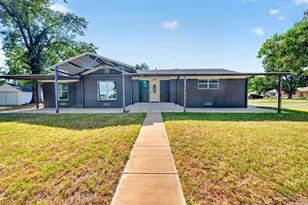 205 N 1st St, Mabank, TX 75147 - Photo 4