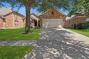 10232 Olivia Dr, McKinney, TX 75072 - Photo 2