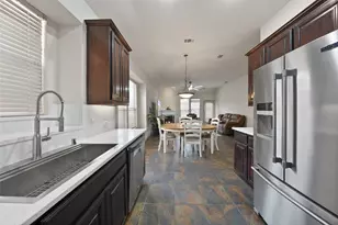 10232 Olivia Dr, McKinney, TX 75072 - Photo 8