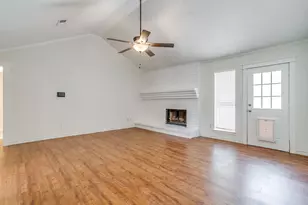 111 Bentley Dr, Joshua, TX 76058 - Photo 2