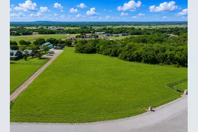 3319 Old Barn Court, Granbury, TX 76048 - Photo 1