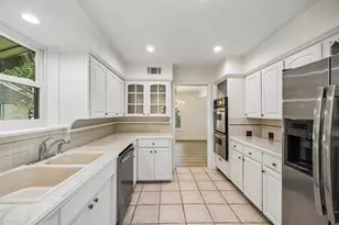 3566 Princess Ln, Dallas, TX 75229 - Photo 10
