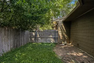 3566 Princess Ln, Dallas, TX 75229 - Photo 32