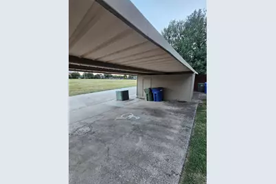 2066 Embassy Way, Carrollton, TX 75006 - Photo 28