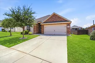 411 Winchester Dr, Celina, TX 75009 - Photo 2