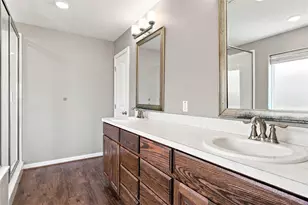 204 Raven Ridge Ct, Lacy Lakeview, TX 76705 - Photo 10