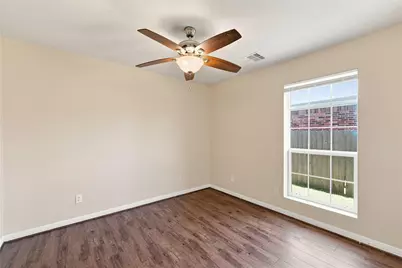 204 Raven Ridge Court, Lacy Lakeview, TX 76705 - Photo 14