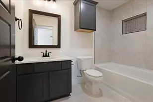 4300 Hummingbird Dr, Sherman, TX 75092 - Photo 16