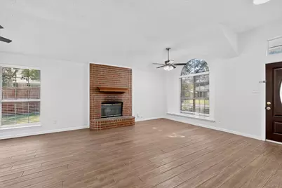 5205 Livermore Drive, Arlington, TX 76017 - Photo 6