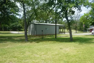 610 S Lillis Ln, Denison, TX 75020 - Photo 28