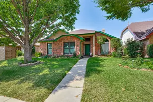 2910 Spinner Ln, Grand Prairie, TX 75052 - Photo 2