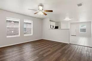 1132 Boxwood Dr, Crowley, TX 76036 - Photo 12