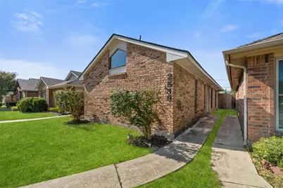 2539 Sunscape Lane, Dallas, TX 75287 - Photo 2