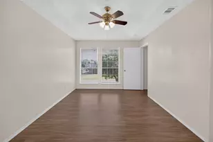 5719 Red Cactus Ct, Arlington, TX 76017 - Photo 14
