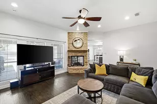 11 Edgemere Dr, Trophy Club, TX 76262 - Photo 4