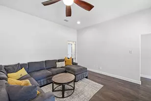 11 Edgemere Dr, Trophy Club, TX 76262 - Photo 6