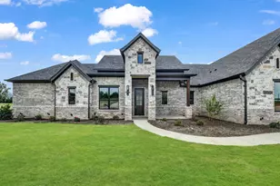 305 Wrangler Ct, Weatherford, TX 76088 - Photo 1