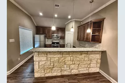 216 Church Avenue, Waco, TX 76706 - Photo 6