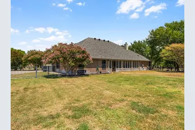 4031 Tortoise Lane, Fort Worth, TX 76135 - Photo 30