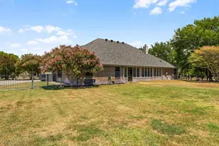 4031 Tortoise Ln, Fort Worth, TX 76135 - Photo 30