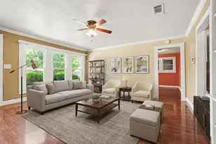 407 W 4th St, Kaufman, TX 75142 - Photo 2