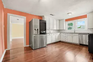 407 W 4th St, Kaufman, TX 75142 - Photo 12