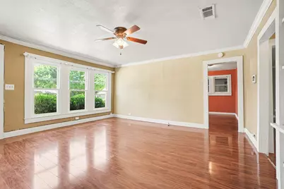 407 W 4th Street, Kaufman, TX 75142 - Photo 8