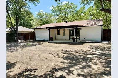 633 Cimarron Trace, Grand Prairie, TX 75051 - Photo 14