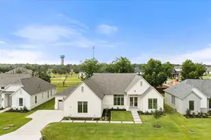 2184 Middlewood Cir, Granbury, TX 76049 - Photo 30